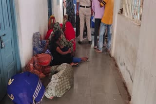 Pickup full of laborers overturned in Vidisha