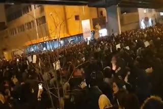 protest against khamenei