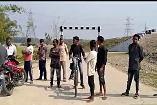 গোলাঘাটৰ ওৱাটিঙৰ সুৰাৰ বিপণীত সন্দেহজনক ডকাইটি