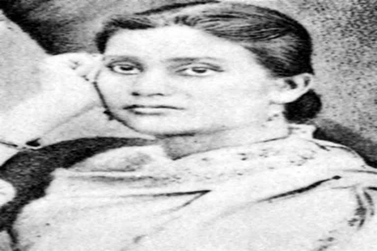 Tributes pour in for Kadambini Ganguly, one of India's first two woman ...