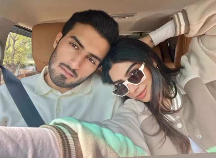 Khushi Kapoor's 'Happy Sunday' with rumoured beau Aakash Mehta
